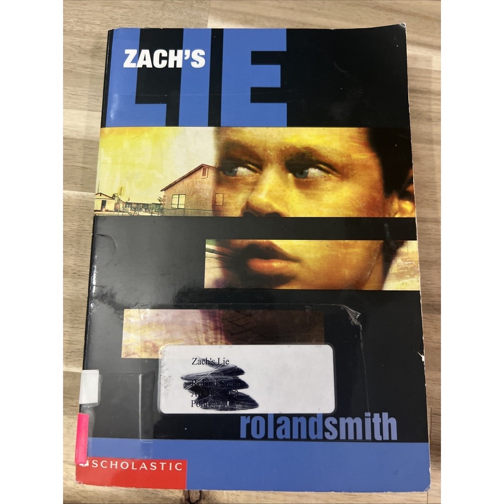 Roland Smith Zach's Lie Young Adult Paperback Blue Thriller Scholastic - Picture 2 of 6